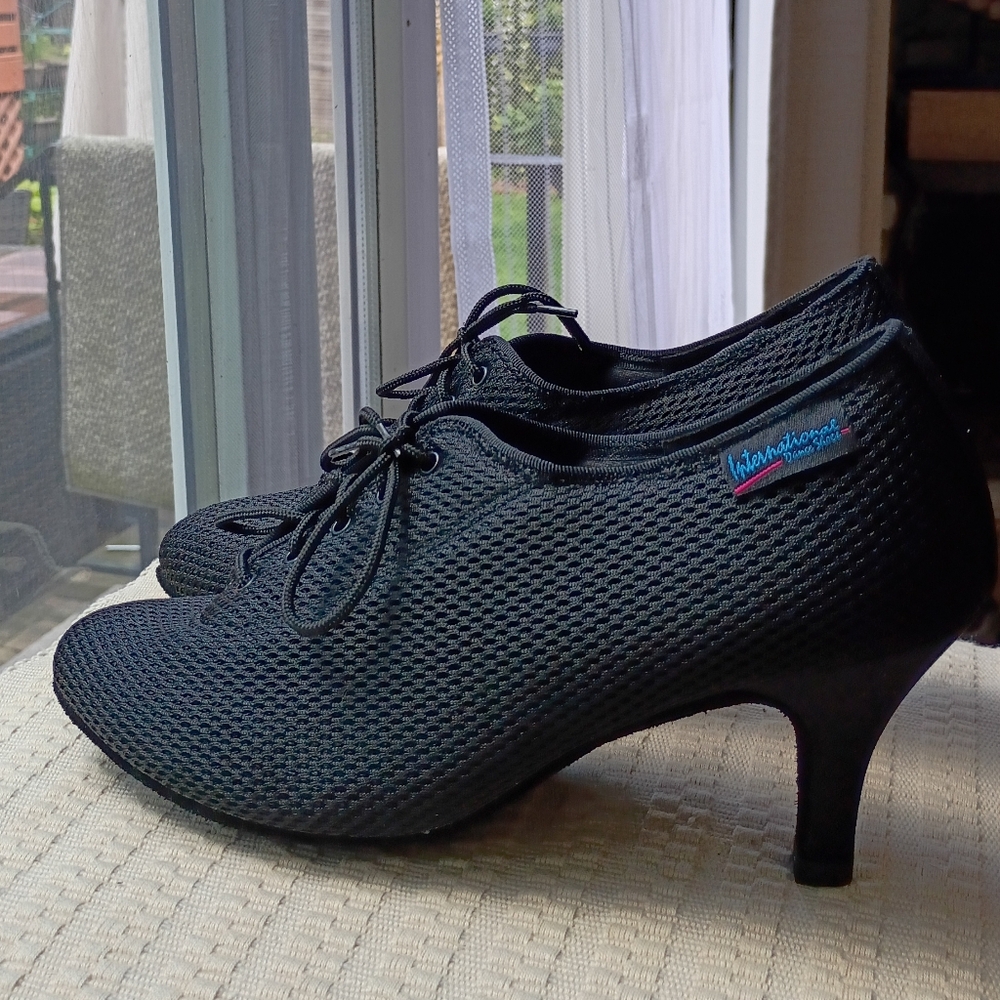 NWT.International Dance Shoes, Roxy, Air Mesh, 2” IDS Heel.Size 8. - Picture 3 of 10